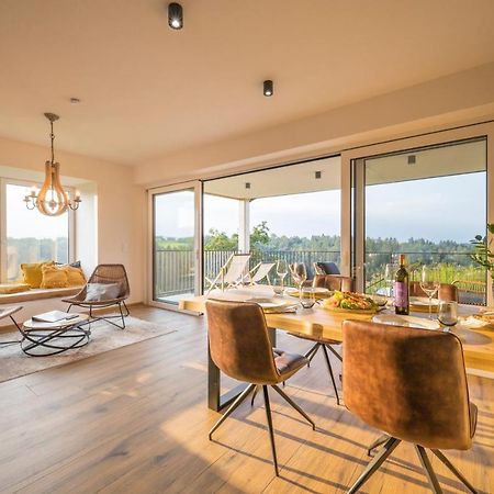 Weinzeit Chalets กัมลิทซ์ ภายนอก รูปภาพ