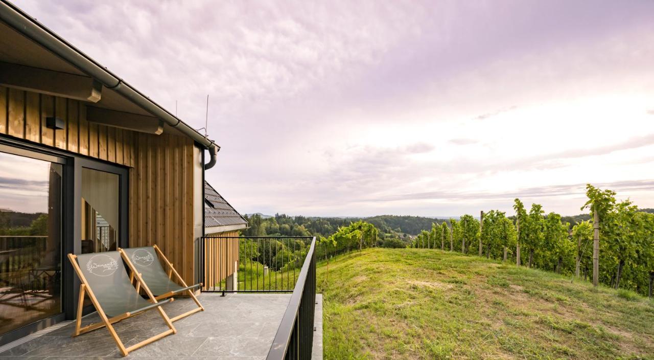 Weinzeit Chalets กัมลิทซ์ ภายนอก รูปภาพ