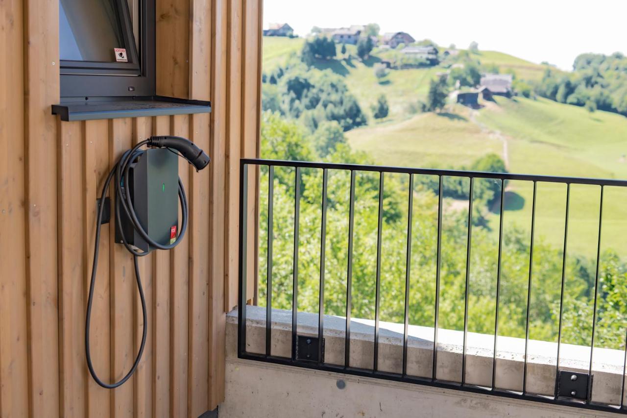Weinzeit Chalets กัมลิทซ์ ภายนอก รูปภาพ