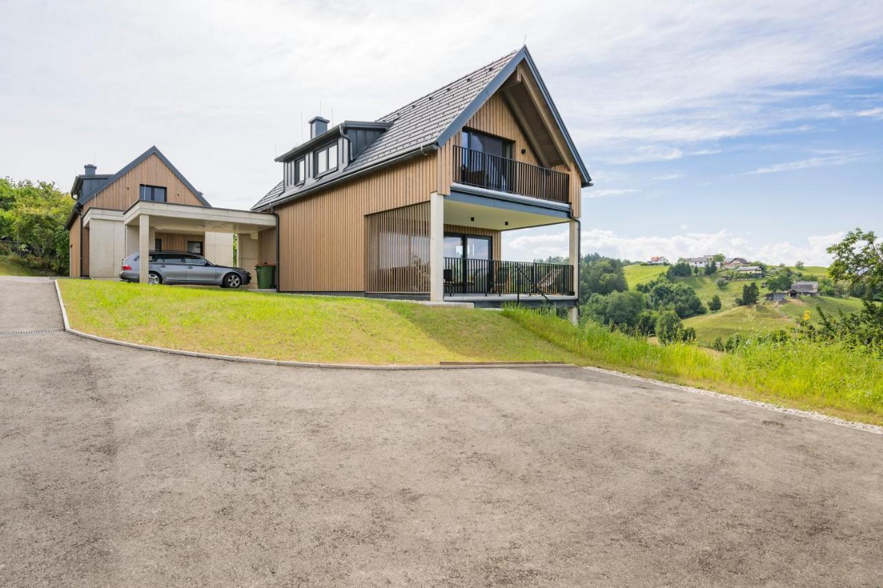 Weinzeit Chalets กัมลิทซ์ ภายนอก รูปภาพ